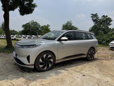 Dongfeng eπ eπ008 2025 210Ultra Extended Range Edition 6-seater